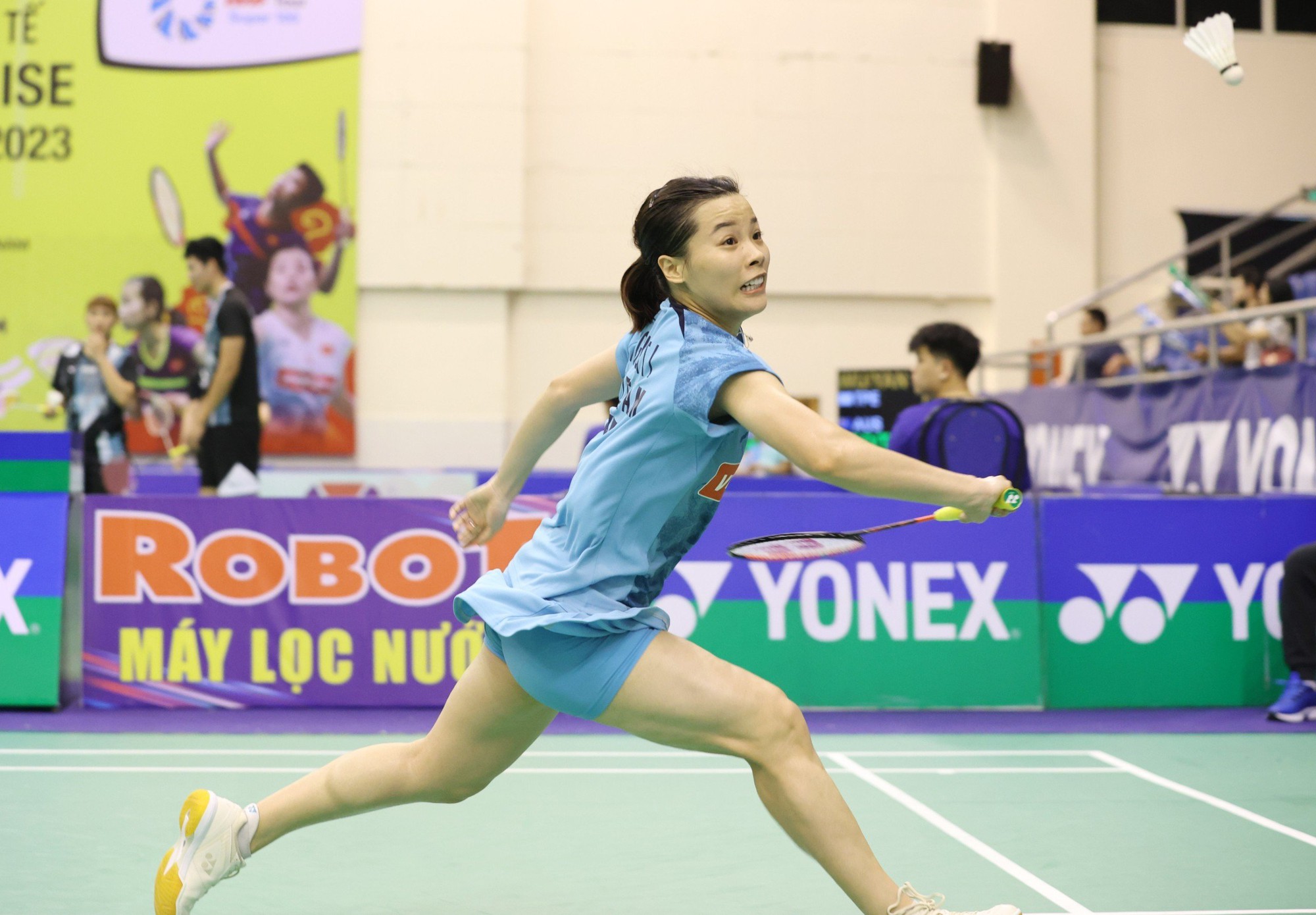 Chung kết Vietnam Open: Nguyễn Thuỳ Linh lại khiến CĐV &quot;thót tim&quot; khi đấu tay vợt Nhật Bản - Ảnh 3.