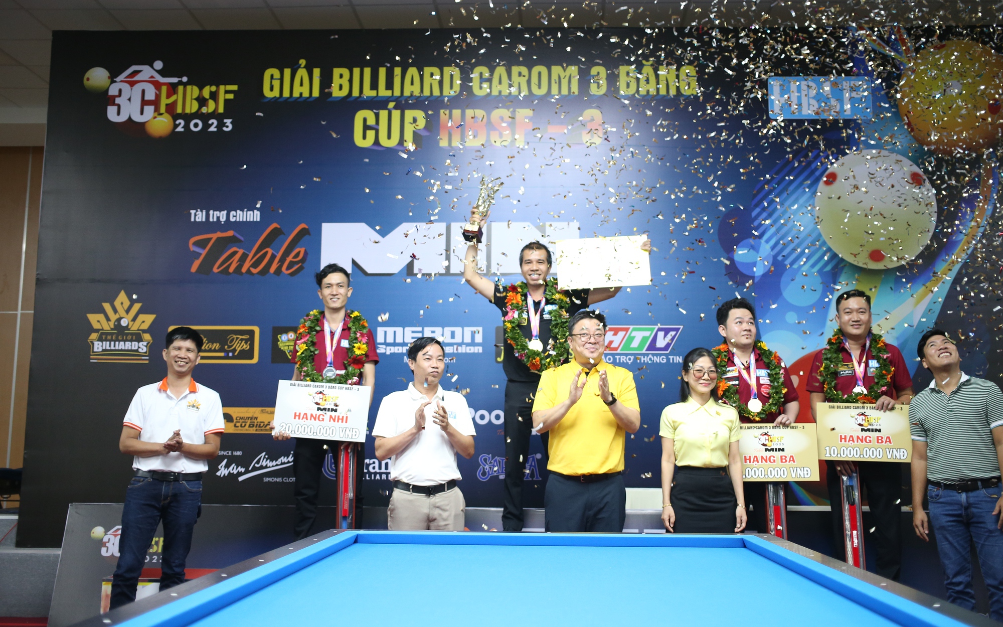 Ngược dòng trước học trò, Trần Quyết Chiến lên ngôi vô địch Giải Billiards carom 3 băng HBSF Cup