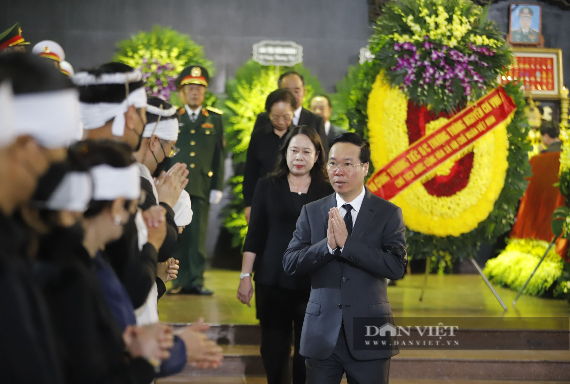 Lãnh đạo Đảng, Nhà nước tới dự Lễ tang Thượng tướng Nguyễn Chí Vịnh - Ảnh 4.