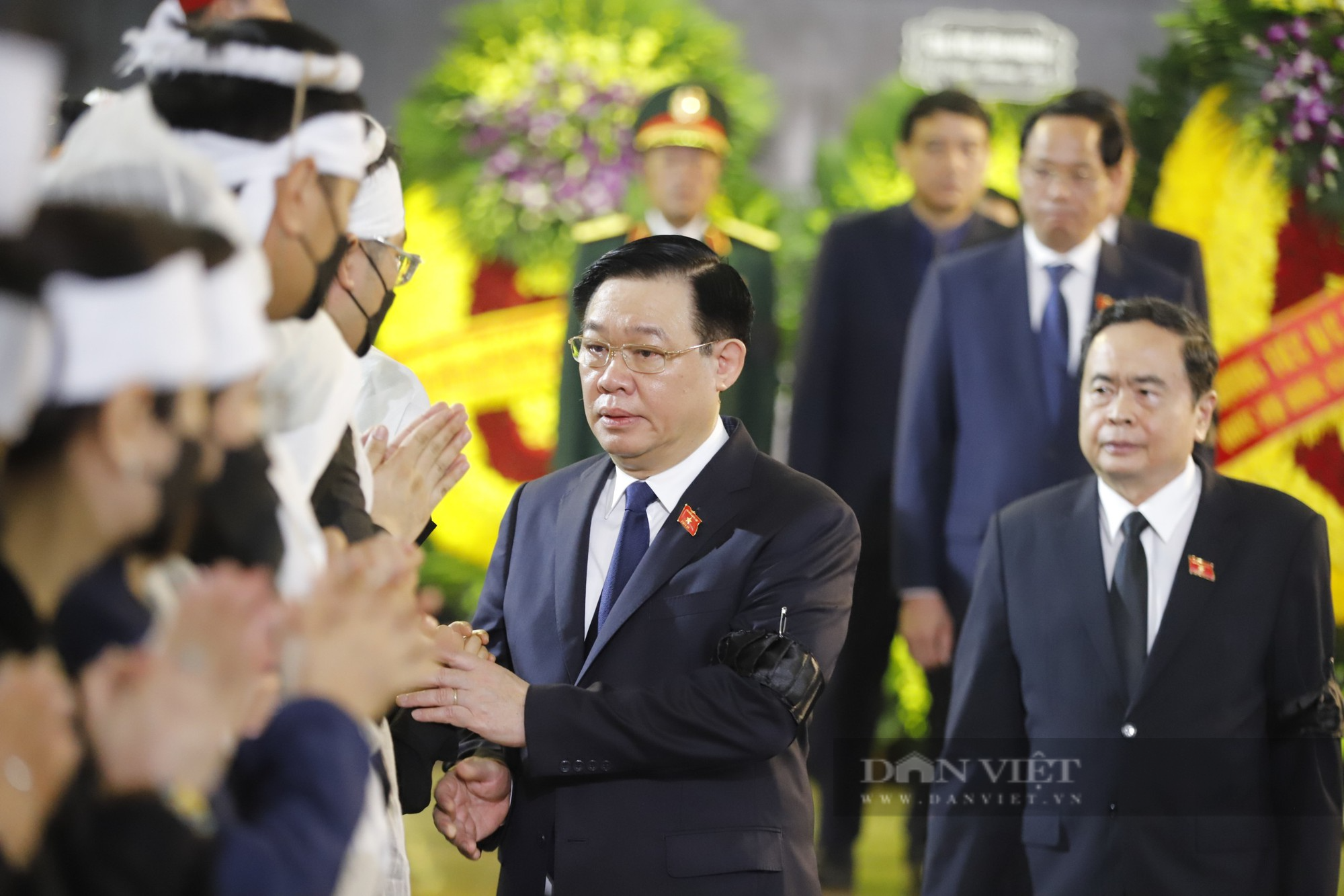 Lãnh đạo Đảng, Nhà nước tới dự Lễ tang Thượng tướng Nguyễn Chí Vịnh - Ảnh 4.