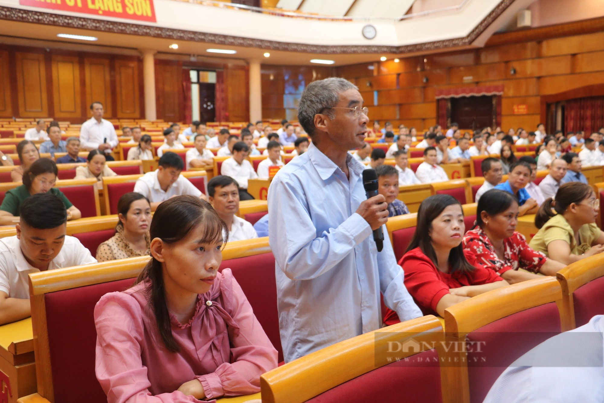Chủ tịch tỉnh Lạng Sơn : Thẳng thắn chỉ rõ nhiệm vụ phải làm đối với nông dân trong đối thoại năm 2023  - Ảnh 4.