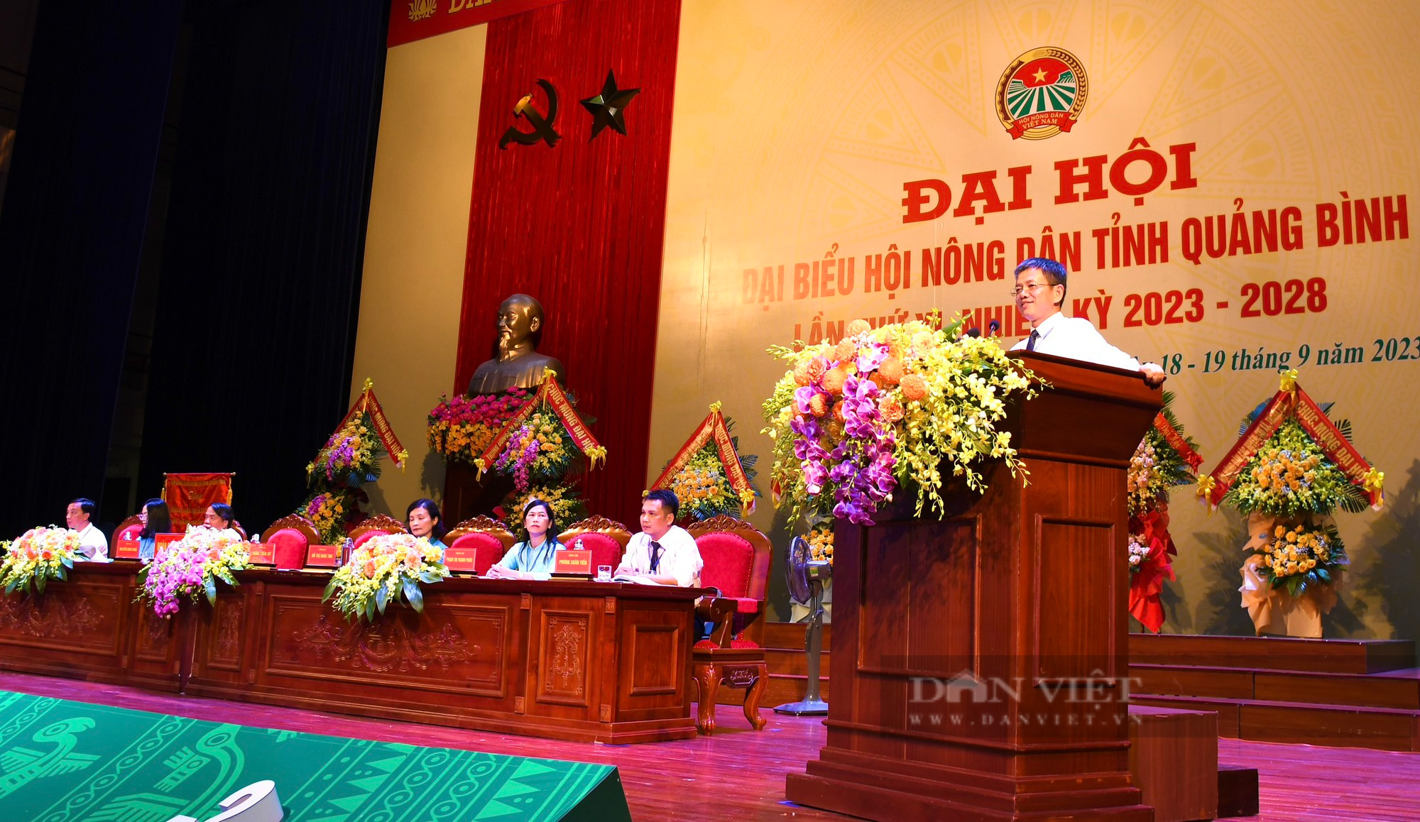 Đại hội đại biểu Hội Nông dân tỉnh Quảng Bình lần thứ XI: Ông Trần Tiến Sỹ được bầu tái giữ chức Chủ tịch - Ảnh 3.