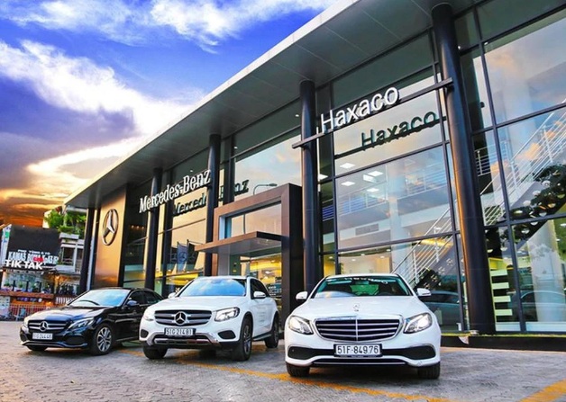 Cổ phiếu tiêu điểm hôm nay (19/9): Cổ phiếu của nhà phân phối hàng đầu Mercedes Benz được khuyến nghị mua - Ảnh 1.