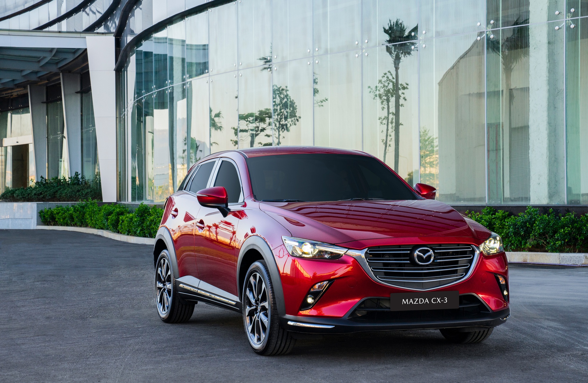 Mazda CX-30 ưu đãi giá mới tương đương 50% LPTB - Ảnh 6.