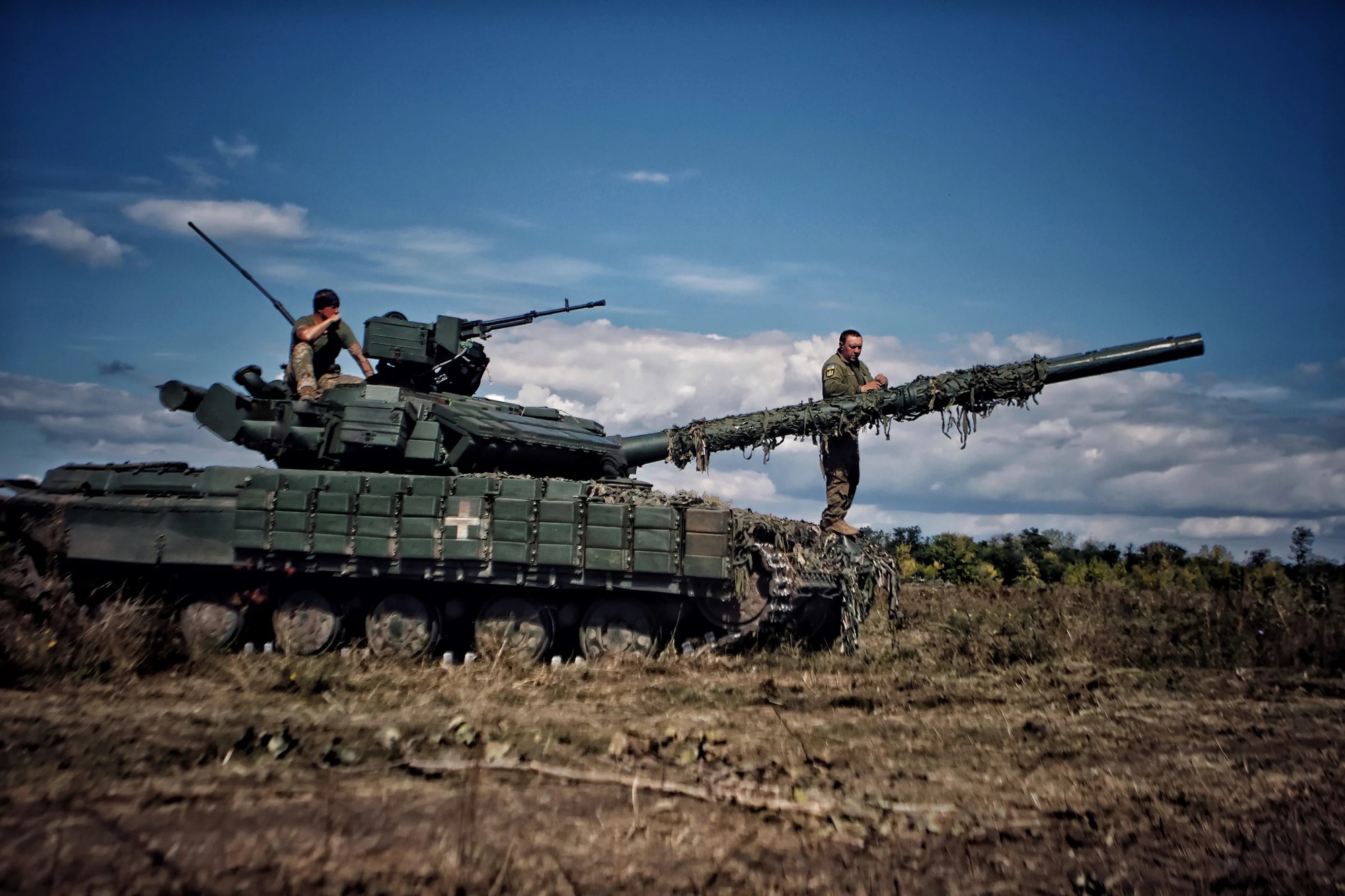 Nga mắc sai lầm chiến thuật cực nguy hiểm ở Ukraine có thể khiến tuyến phòng thủ thứ 2 sụp đổ  - Ảnh 1.