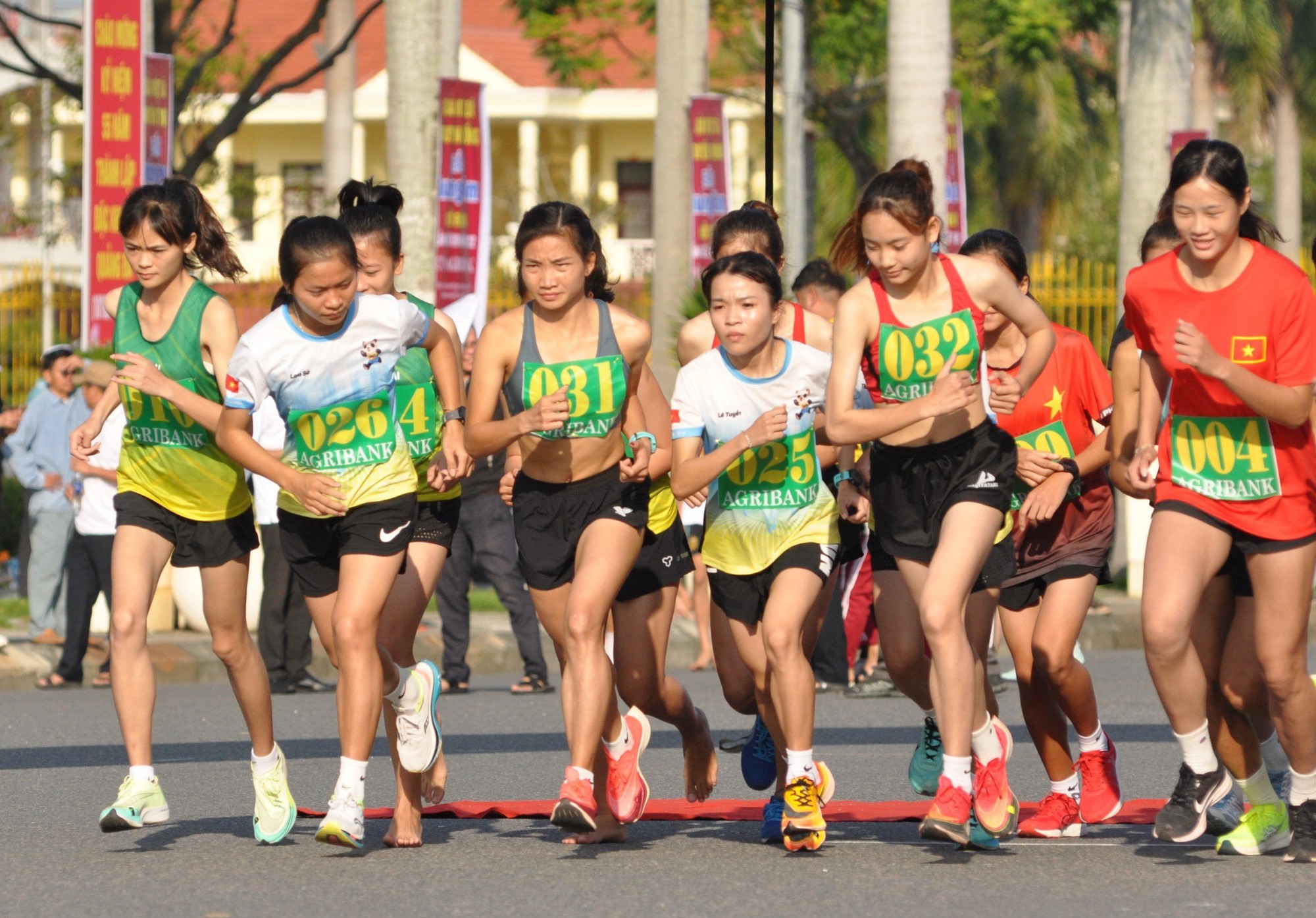 Ngân hàng NN&PTNT Quảng Nam tài trợ chính của giải việt dã truyền thống Báo Quảng Nam - Ảnh 2.