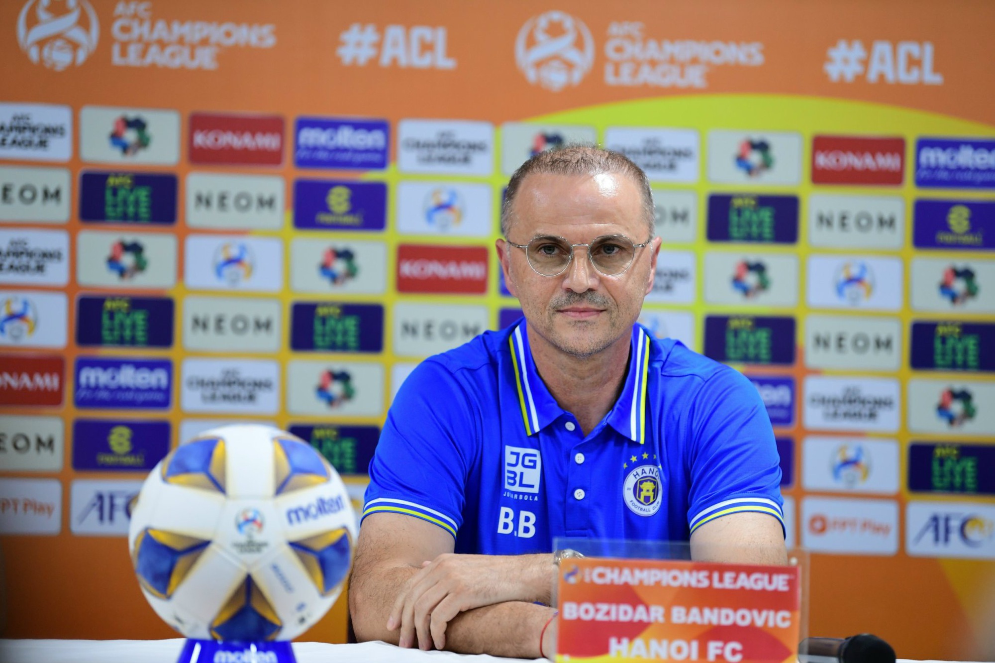 HLV Bandovic tự tin cùng CLB Hà Nội giành được kết quả tốt tại AFC Champions League - Ảnh 1.