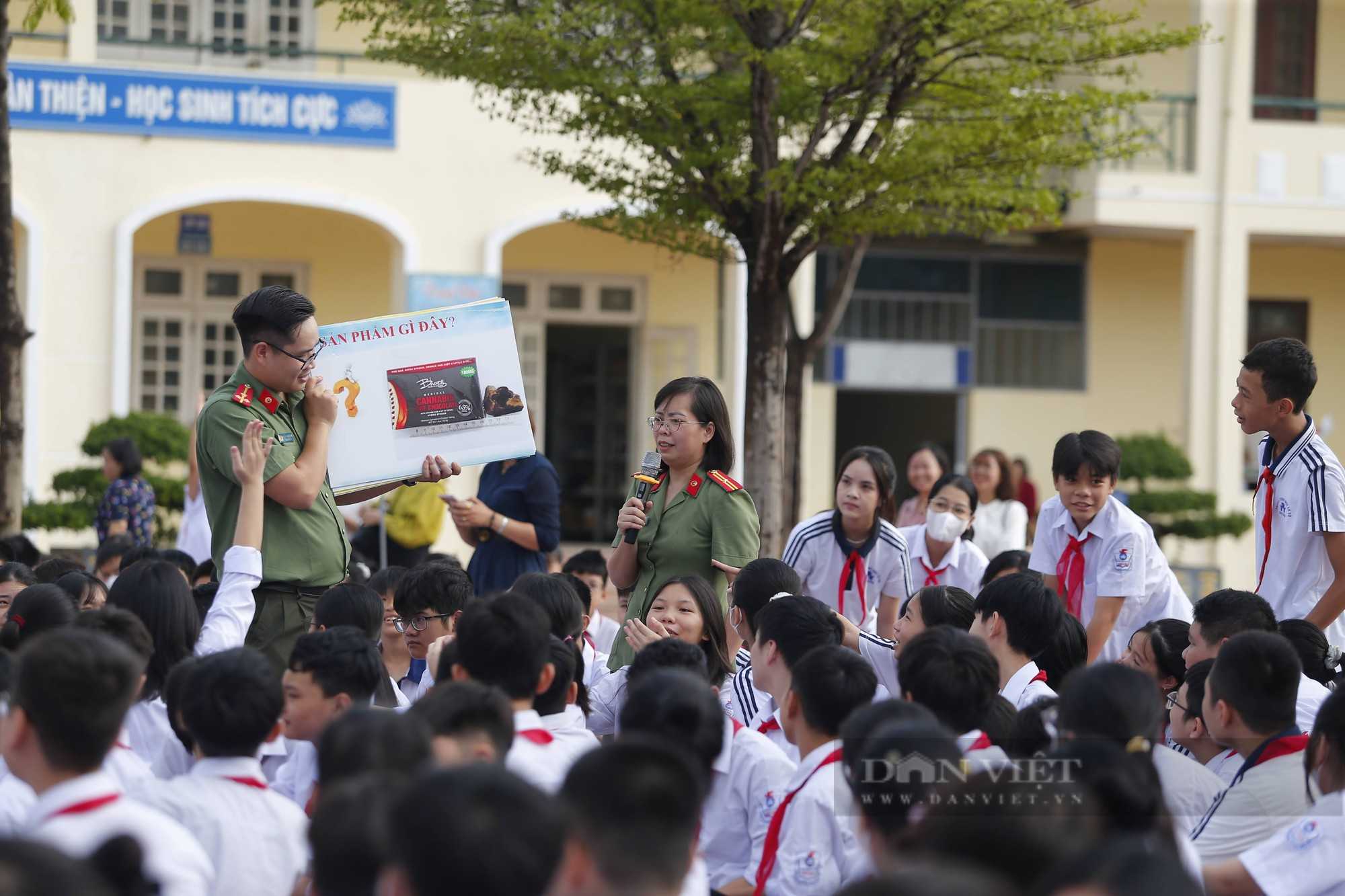 Gần 1.500 học sinh tại Hà Nội được tuyên truyền về cách nhận biết, phòng chống ma túy - Ảnh 6.