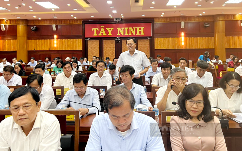 Các đại biểu tham dự Hội nghị sơ kết giữa nhiệm kỳ thực hiện Nghị quyết Đại hội Đảng bộ tỉnh lần thứ XI, nhiệm kỳ 2020-2025. Ảnh: Trần Khánh
