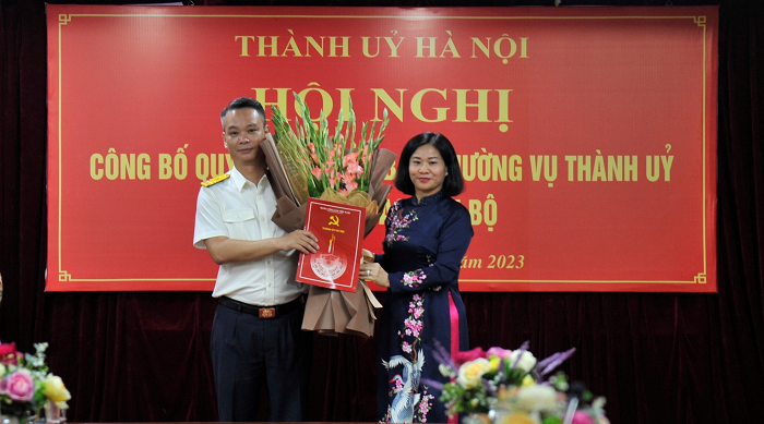 Chuẩn y chức danh Bí thư Đảng ủy Cục Thuế TP.Hà Nội với ông Vũ Mạnh Cường - Ảnh 1.