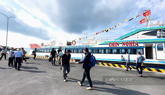 Quảng Ngãi “tụt dốc” lượng khách ra tham quan đảo Lý Sơn trong dịp lễ 2/9 - Ảnh 3.