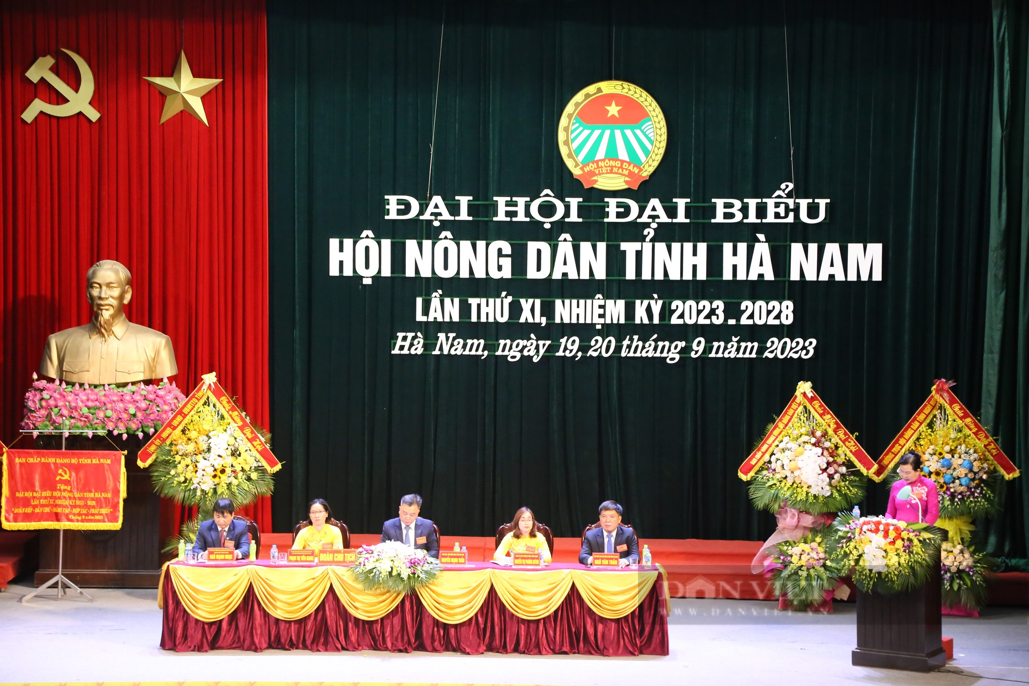 Phó Chủ tịch Hội ND Việt Nam và Bí thư Tỉnh ủy Hà Nam dự, chỉ đạo Đại hội Hội Nông dân tỉnh Hà Nam - Ảnh 9.