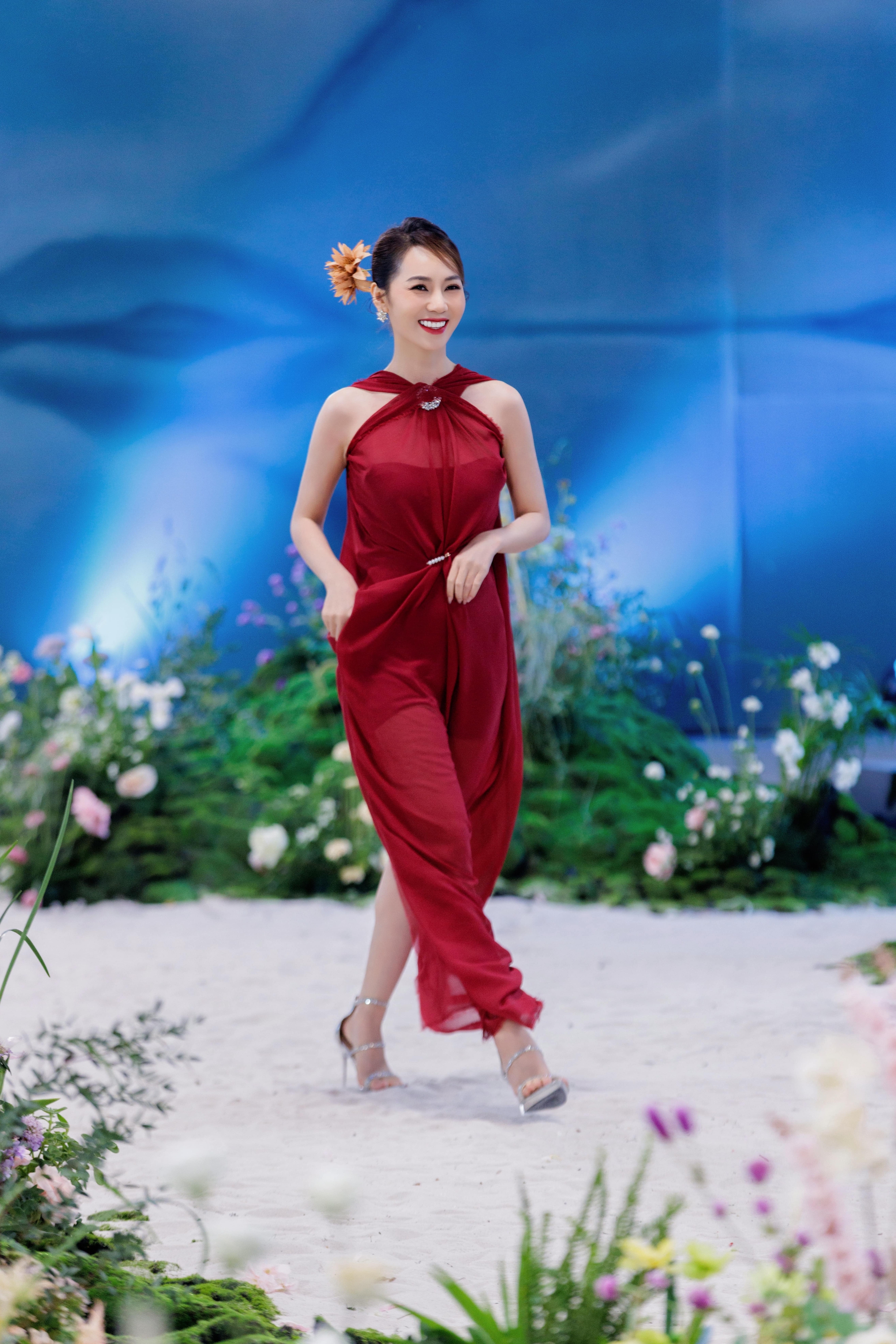 3 mỹ nhân đối đầu &quot;nảy lửa&quot; giành thí sinh trước chung kết Miss Earth Vietnam 2023: Hoa hậu Khánh Vân nổi bật nhất?  - Ảnh 5.