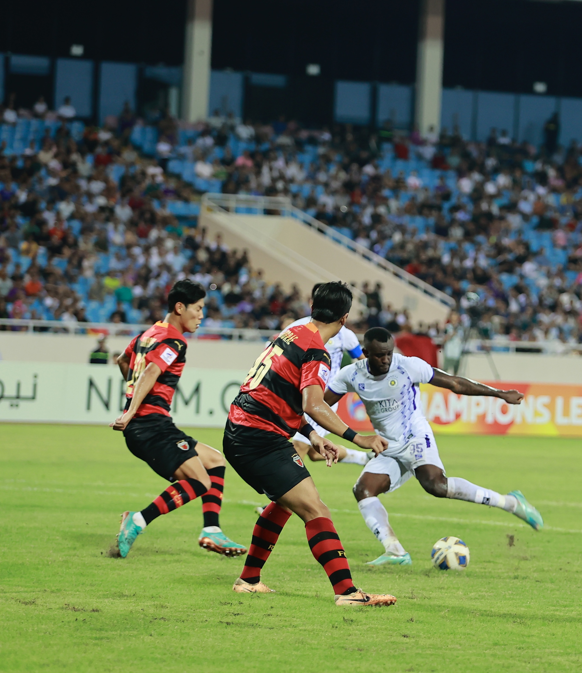 Hà Nội FC bại trận sau màn rượt đuổi với Pohang Steelers - Ảnh 11.