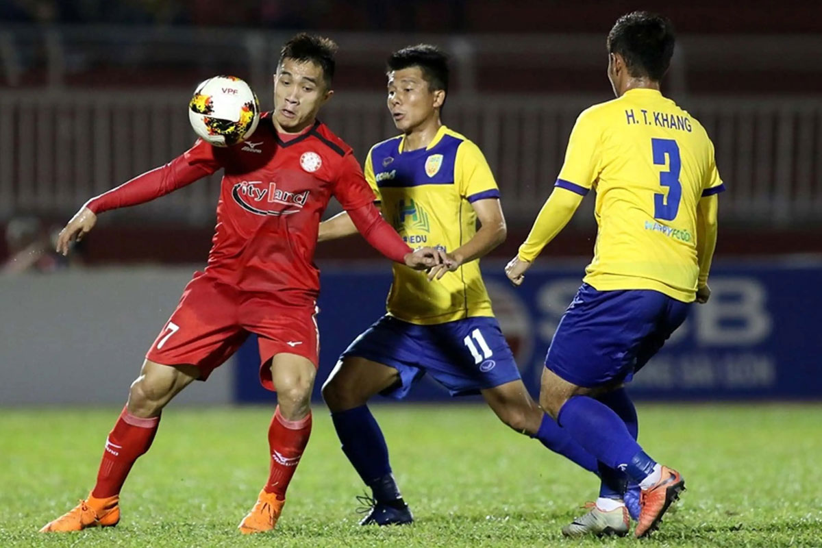 Tin tối (20/9): CLB CAHN chia tay ngôi sao từng bị chẩn đoán... bại liệt - Ảnh 1.