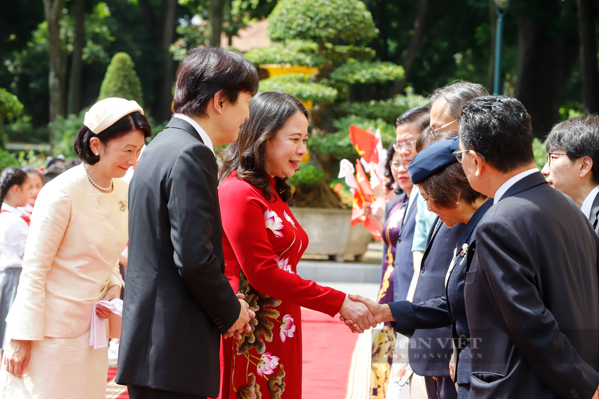 Lễ đón Hoàng thái tử Nhật Bản Akishino và Công nương Kiko thăm Việt Nam - Ảnh 3.
