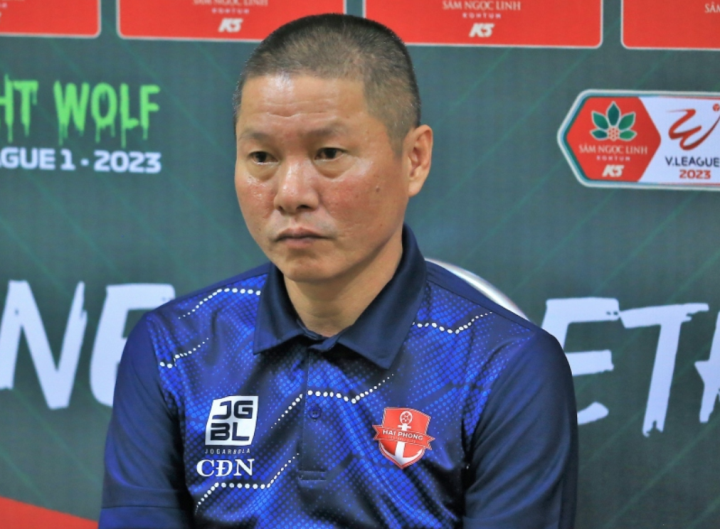 HLV Chu Đình Nghiêm khiển trách học trò sau trận thắng PSM Makassar - Ảnh 1.