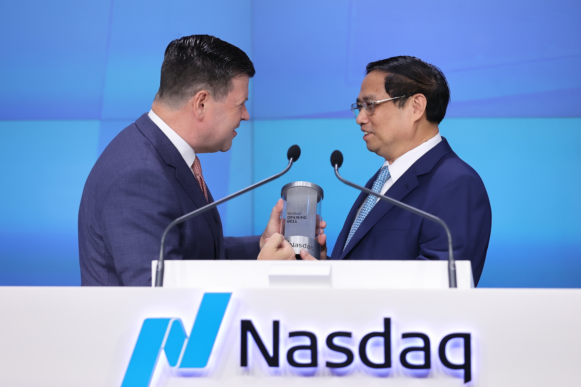 Thủ tướng rung chuông tại Sàn chứng khoán NASDAQ, kêu gọi các nhà đầu tư Hoa Kỳ - Ảnh 2.