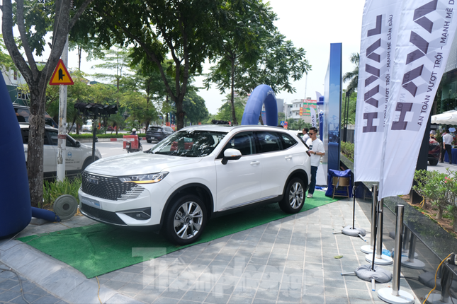 Dàn xe gầm cao hybrid nổi bật tại thị trường Việt - Ảnh 3.