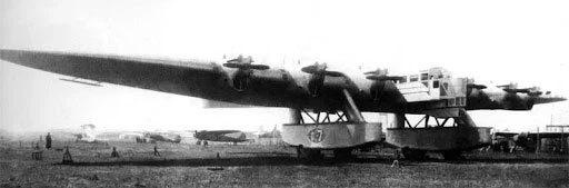 Máy bay K-7: Quái vật 7 động cơ đi trước thời đại của Liên Xô - Ảnh 3.