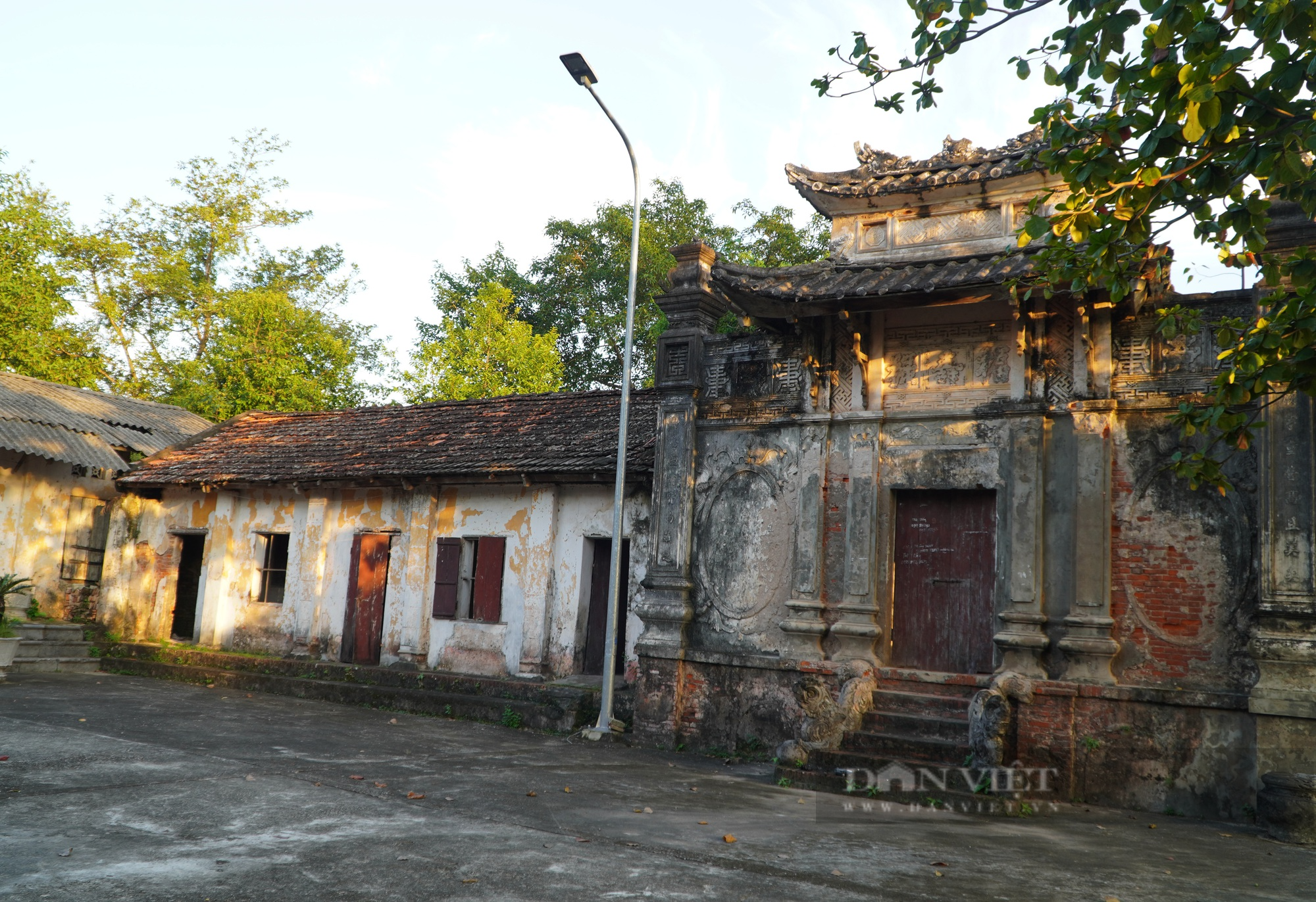 Ngôi đình cổ có thế &quot;rồng quay ngược&quot; bên bờ sông Đáy ở ngoại thành Hà Nội - Ảnh 9.