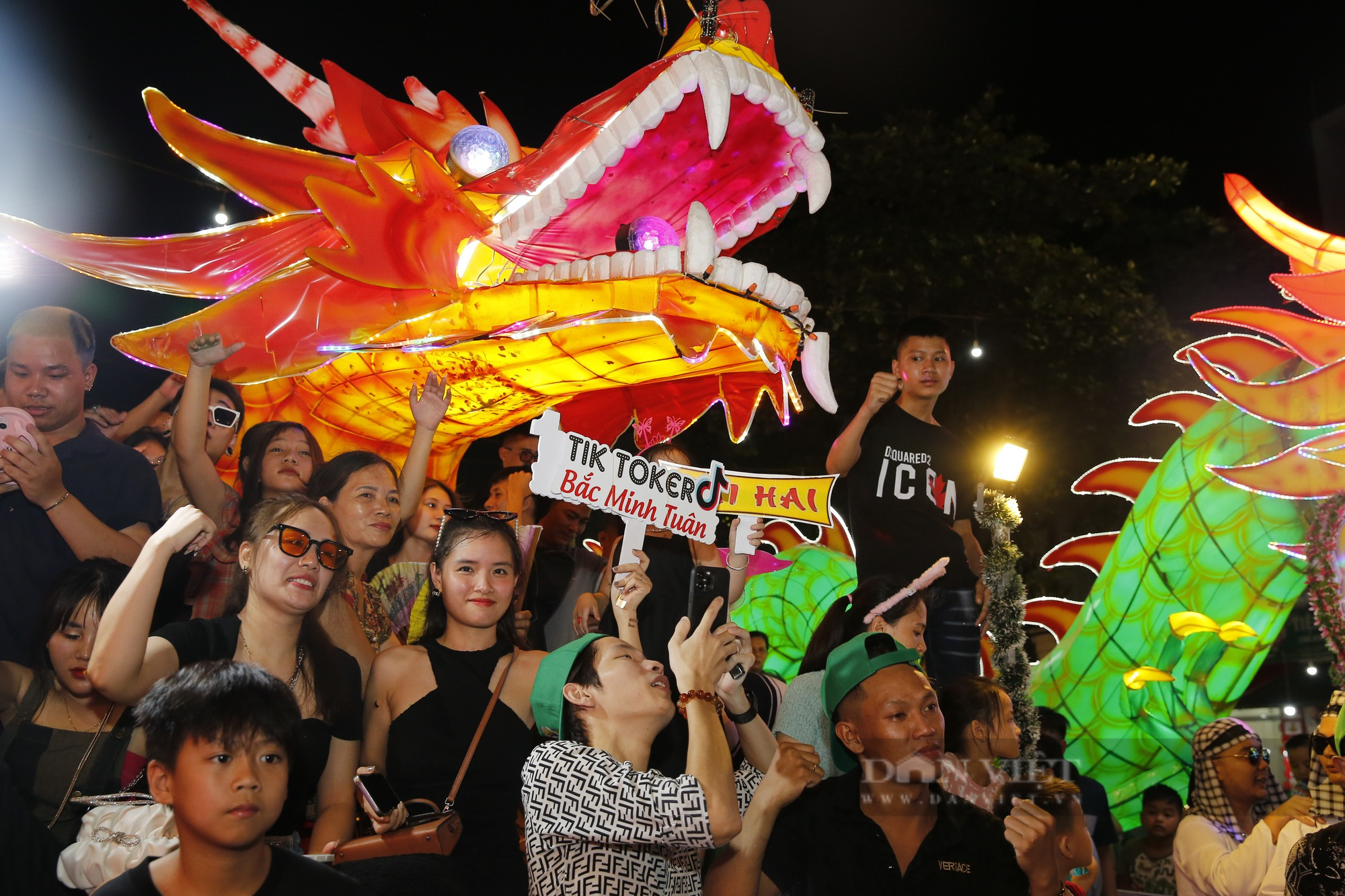 Chiêm ngưỡng những mô hình đèn Trung thu khổng lồ tại Lễ hội thành Tuyên năm 2023 - Ảnh 9.