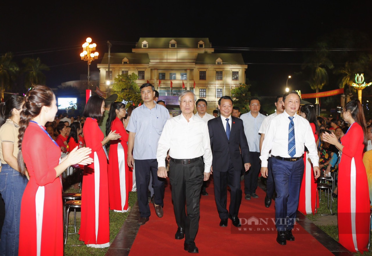 Phó TT Trần Hồng Hà: Đưa Yên Bái vào nhóm 5 tỉnh phát triển hàng đầu vùng Trung du và miền núi Bắc Bộ - Ảnh 1.