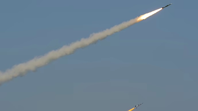 Nga phóng tên lửa, UAV không kích Odessa dữ dội, Ukraine bắn hạ gần hết UAV, tên lửa - Ảnh 1.