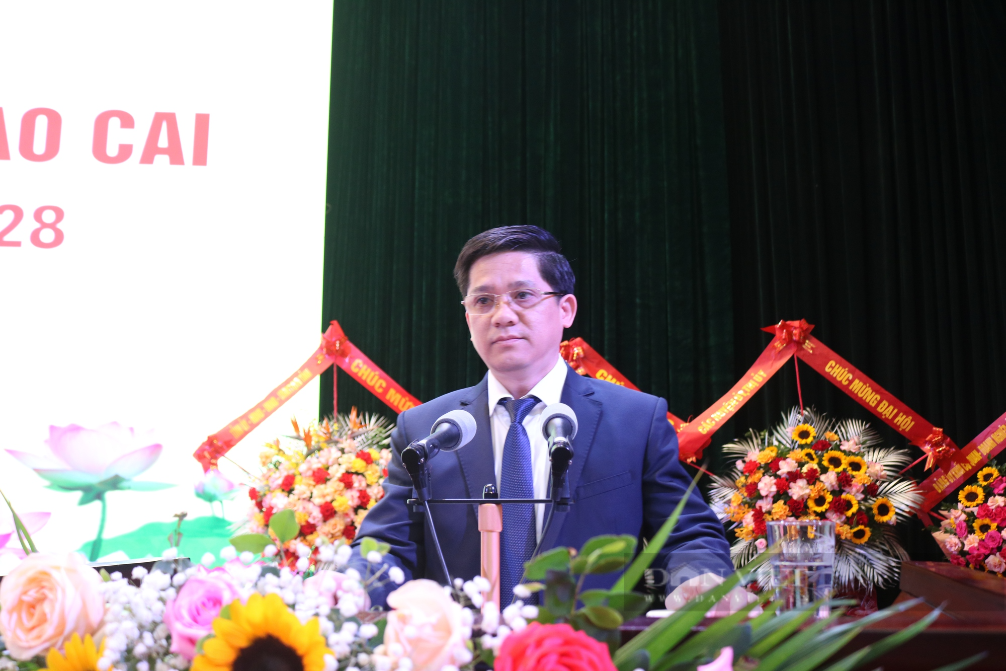 Phó Chủ tịch HNDVN Phạm Tiến Nam: Hỗ trợ nông dân Lào Cai phát triển nông, lâm nghiệp theo hướng sản xuất hàng hóa - Ảnh 1.