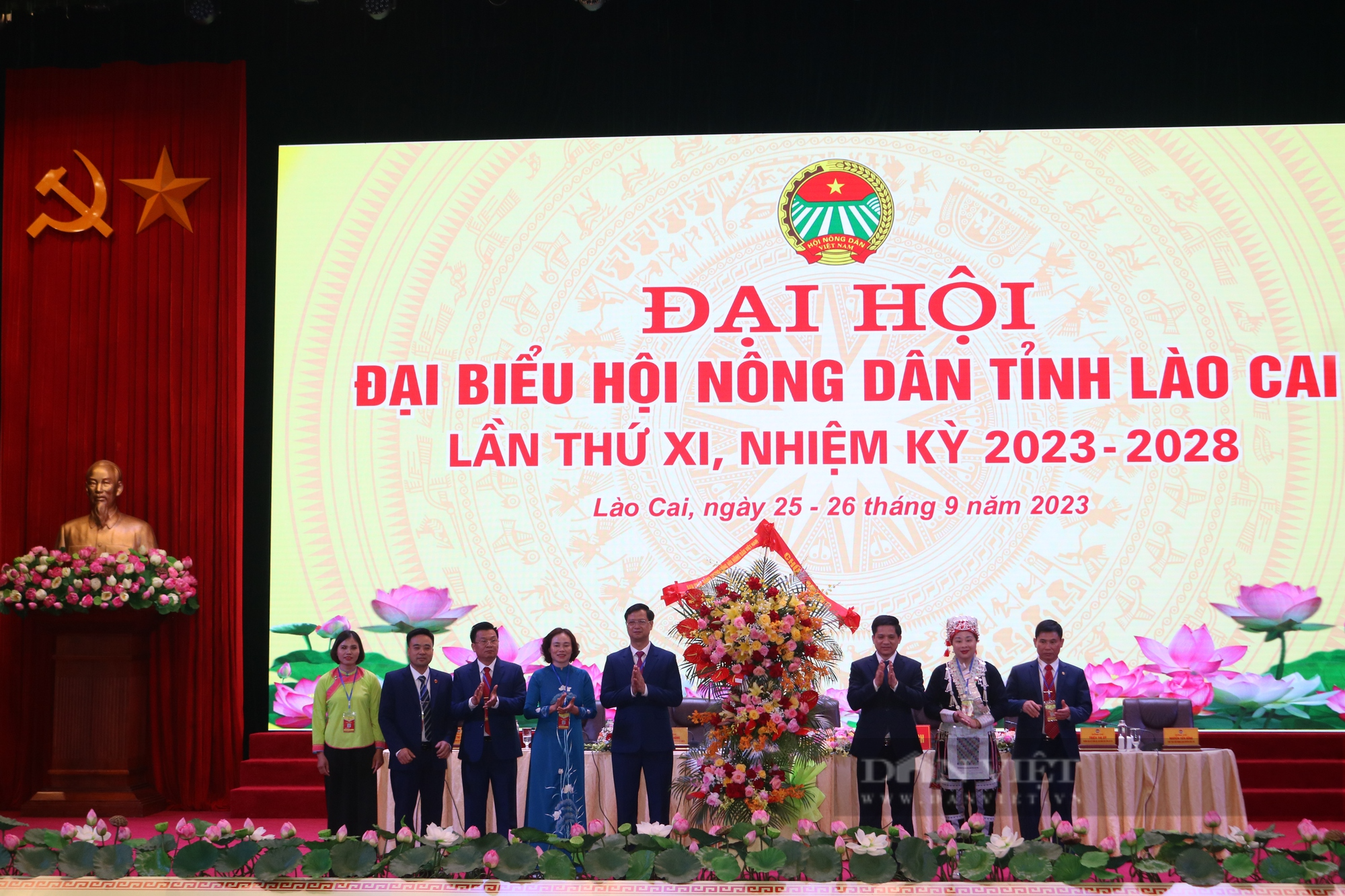 Phó Chủ tịch HNDVN Phạm Tiến Nam: Hỗ trợ nông dân Lào Cai phát triển nông, lâm nghiệp theo hướng sản xuất hàng hóa - Ảnh 2.