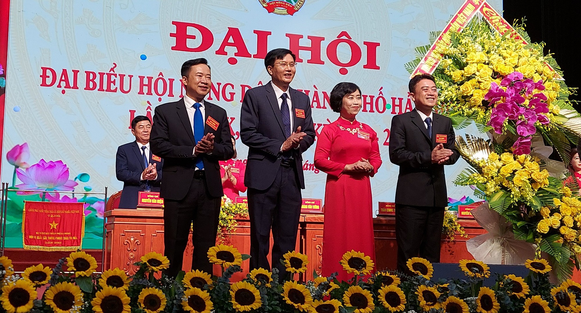 Hải Phòng: Chủ tịch Hội Nông dân Việt Nam Lương Quốc Đoàn dự, phát biểu tại Đại Hội Hội Nông dân thành phố khóa X - Ảnh 5.