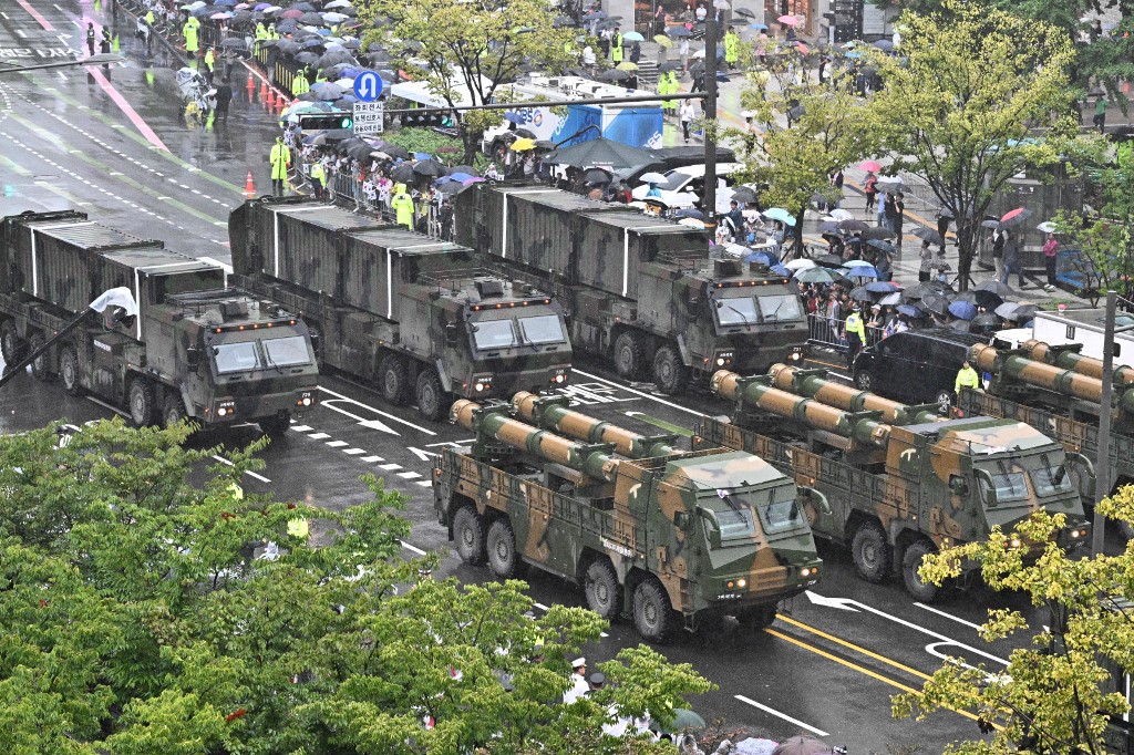 Hình ảnh Hàn Quốc cho thế giới thấy nhiều vũ khí đáng gờm trong cuộc duyệt binh lớn nhất 10 năm qua - Ảnh 9.