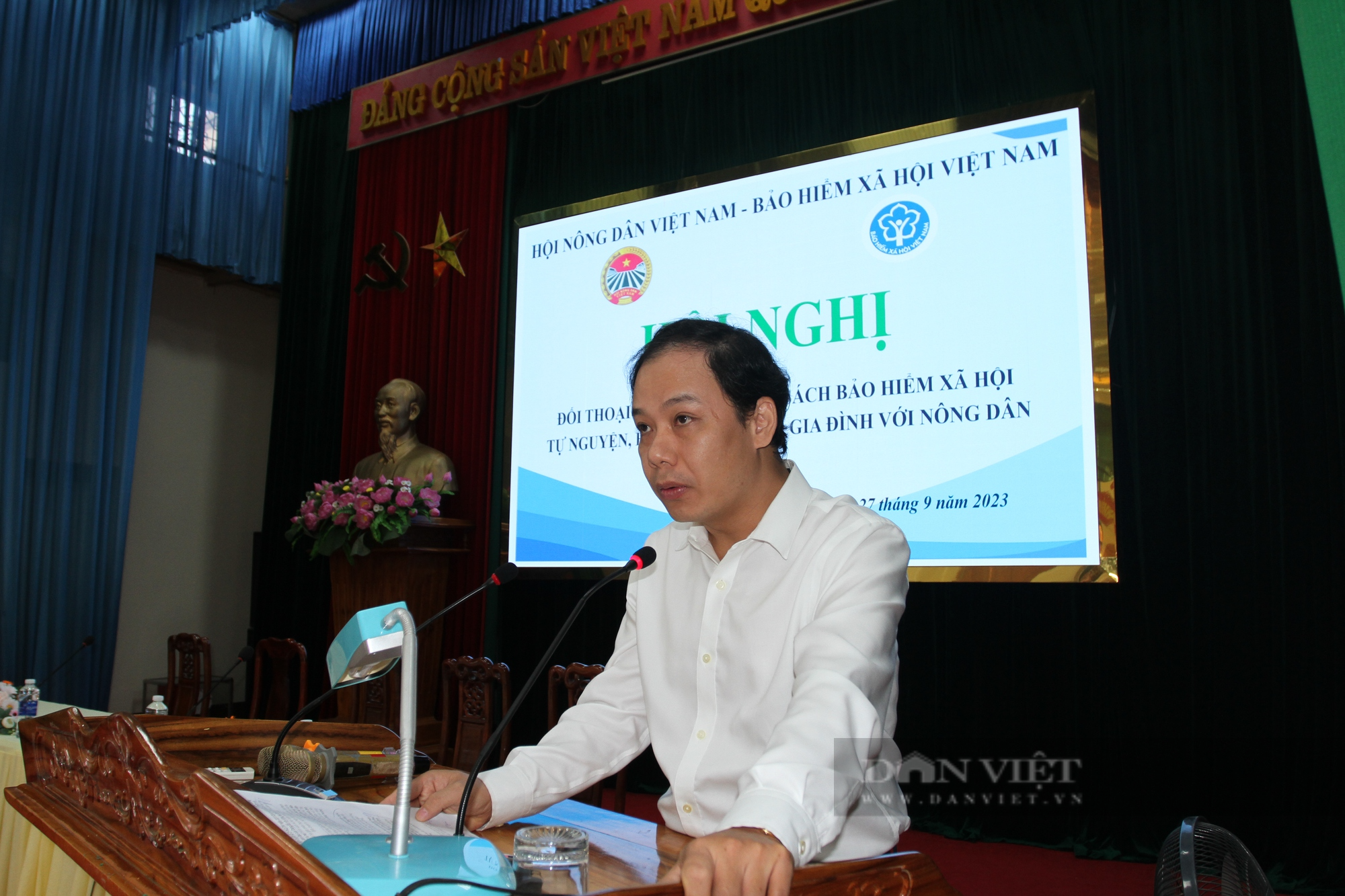 Thái Nguyên: Nhiều thắc mắc được giải đáp tại Hội nghị đối thoại và tư vấn chính sách bảo hiểm với nông dân  - Ảnh 2.