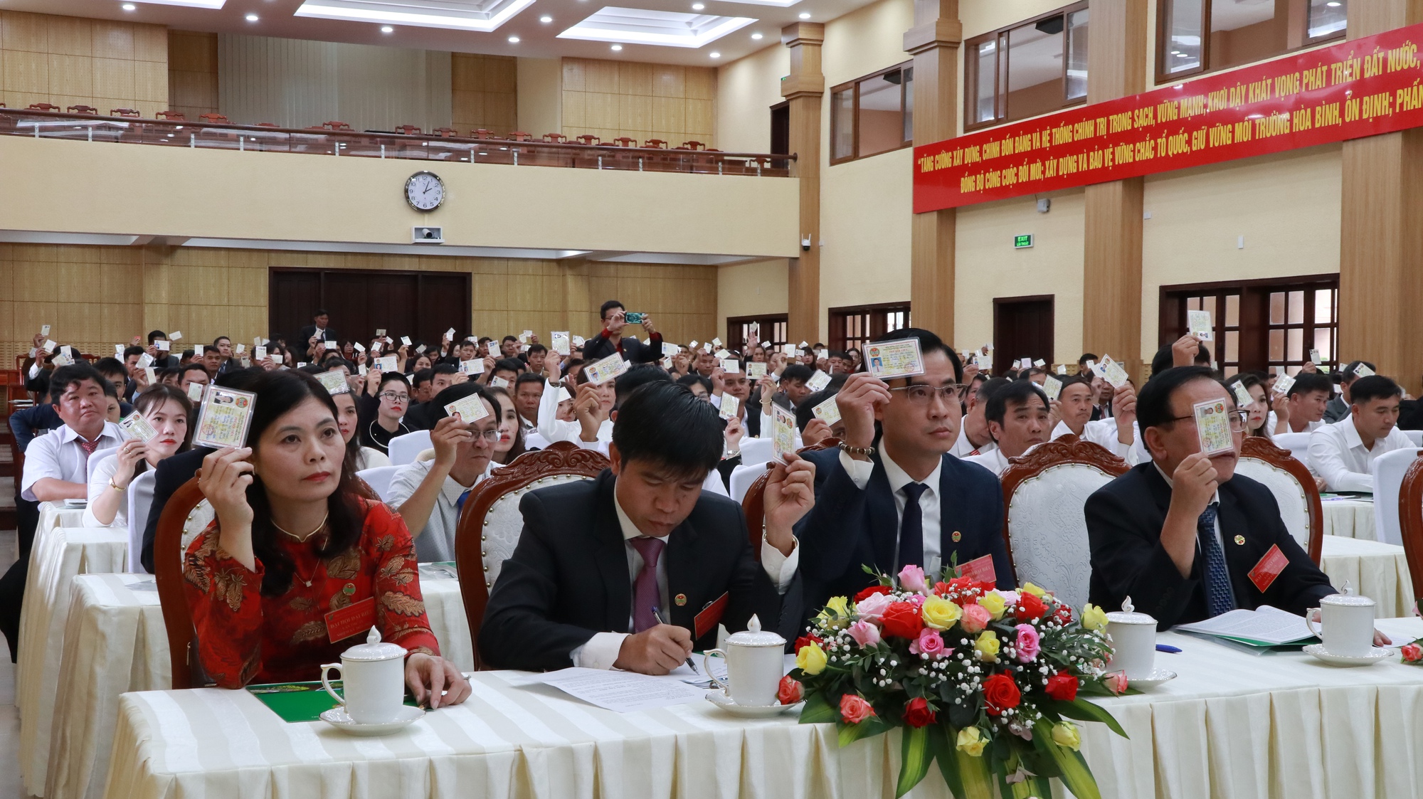 Ban chấp hành Hội Nông dân tỉnh Lâm Đồng: Không ngừng đổi mới, xây dựng, củng cố công tác Hội - Ảnh 3.