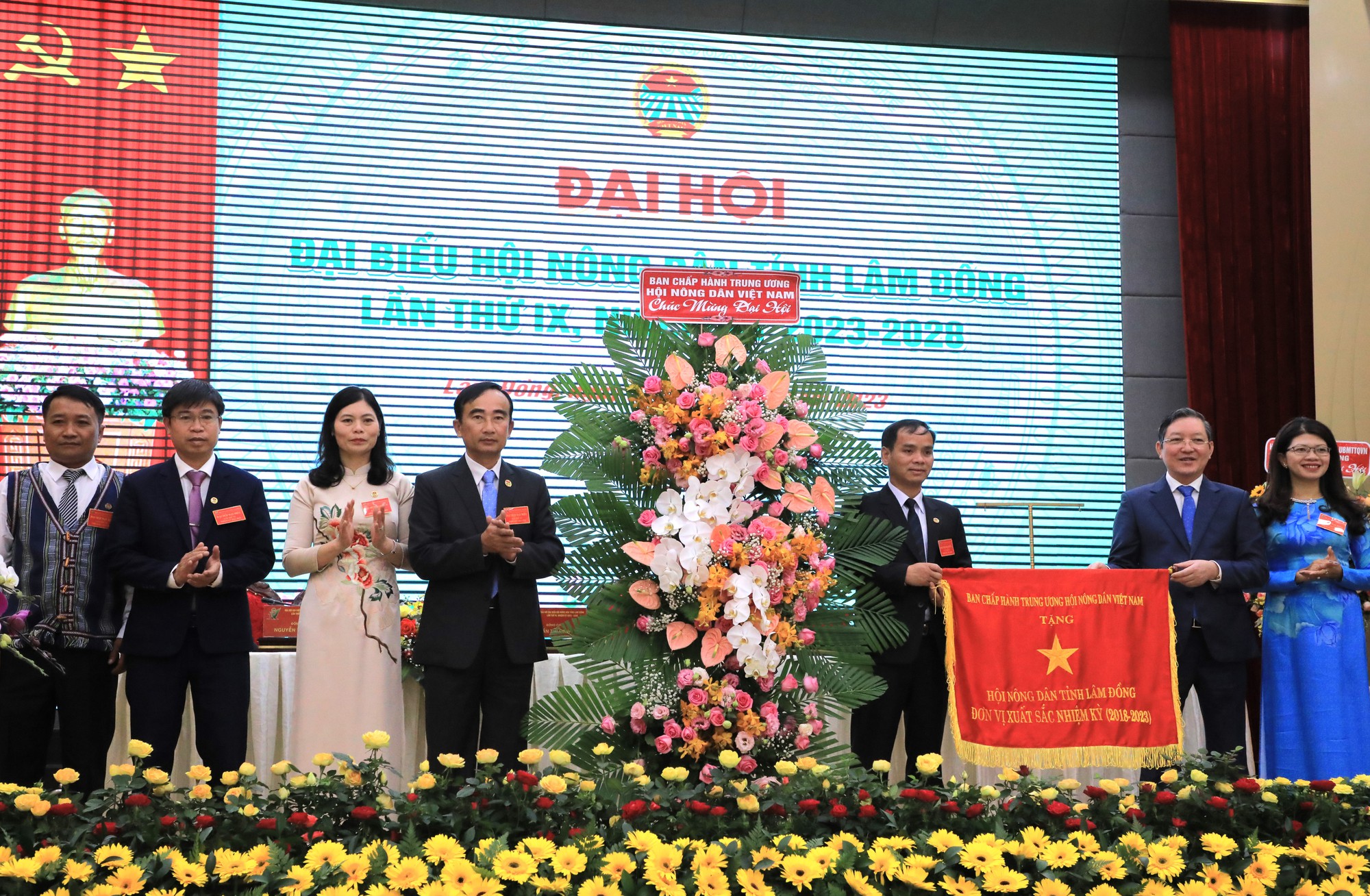 Hội Nông dân tỉnh Lâm Đồng vận động, tuyên truyền hội viên, nông dân xây dựng nông thôn mới hiệu quả- Ảnh 3.