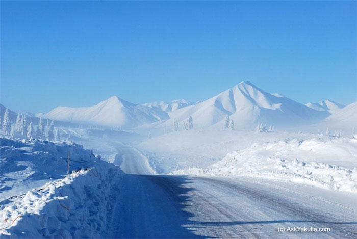 Con đường nào lạnh lẽo nhất thế giới, khiến 250.000 người bỏ mạng? - Ảnh 3.