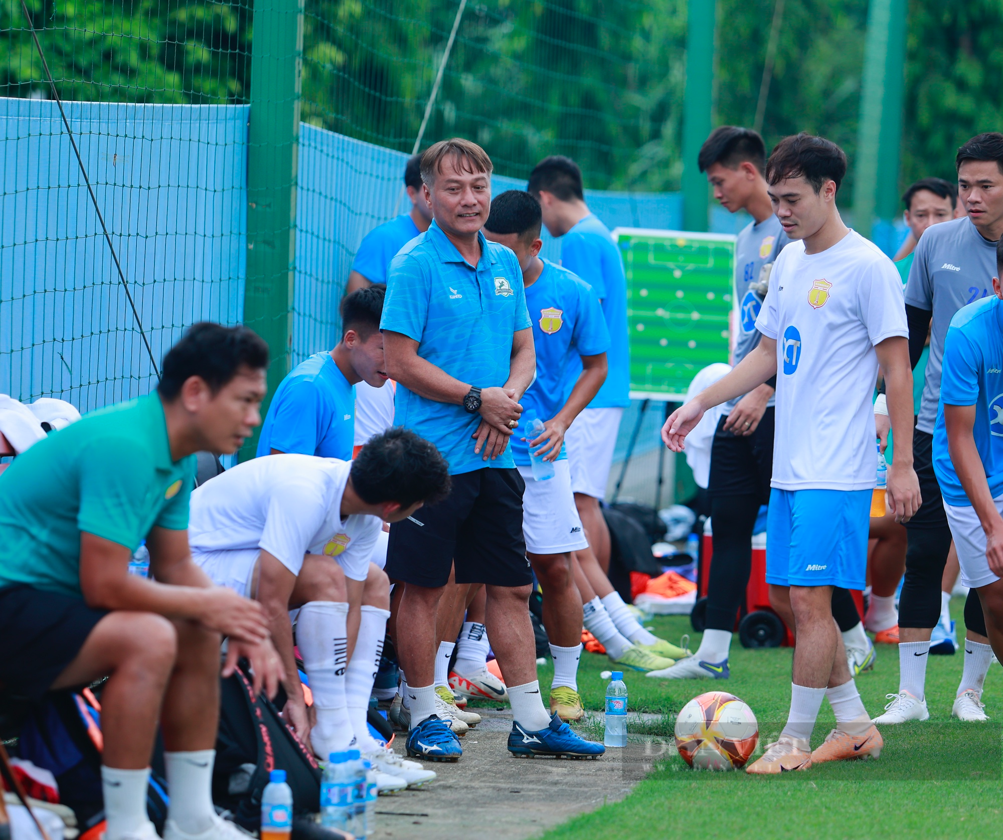 Tiền đạo Nguyễn Văn Toàn muốn có chức vô địch cùng CLB Nam Định tại V-League 2023-2024 - Ảnh 3.