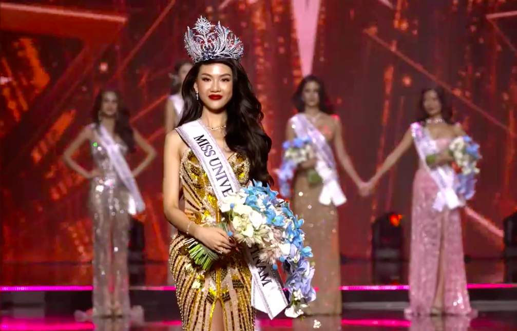 Nhan sắc xinh đẹp đầy mê hoặc của tân Miss Universe Vietnam 2023 Bùi Quỳnh Hoa - Ảnh 1.