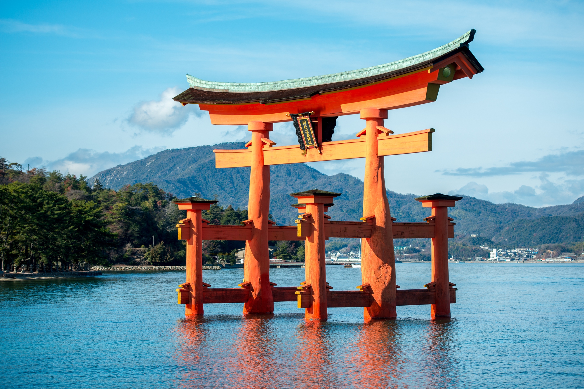 Nhật Bản áp dụng thuế du lịch &quot;đánh&quot; vào du khách quốc tế - Ảnh 1.