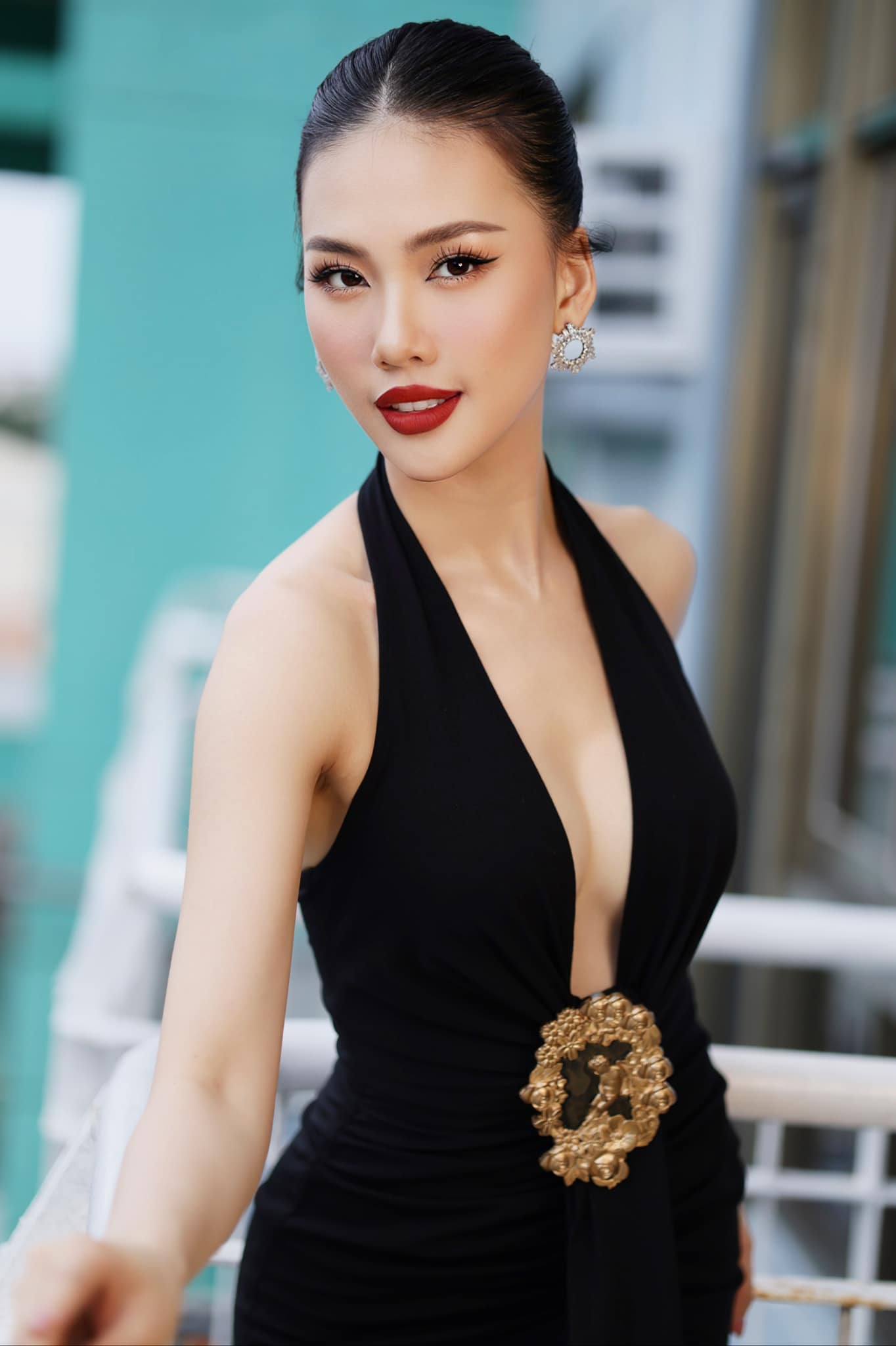 Nhan sắc xinh đẹp đầy mê hoặc của tân Miss Universe Vietnam 2023 Bùi Quỳnh Hoa - Ảnh 11.