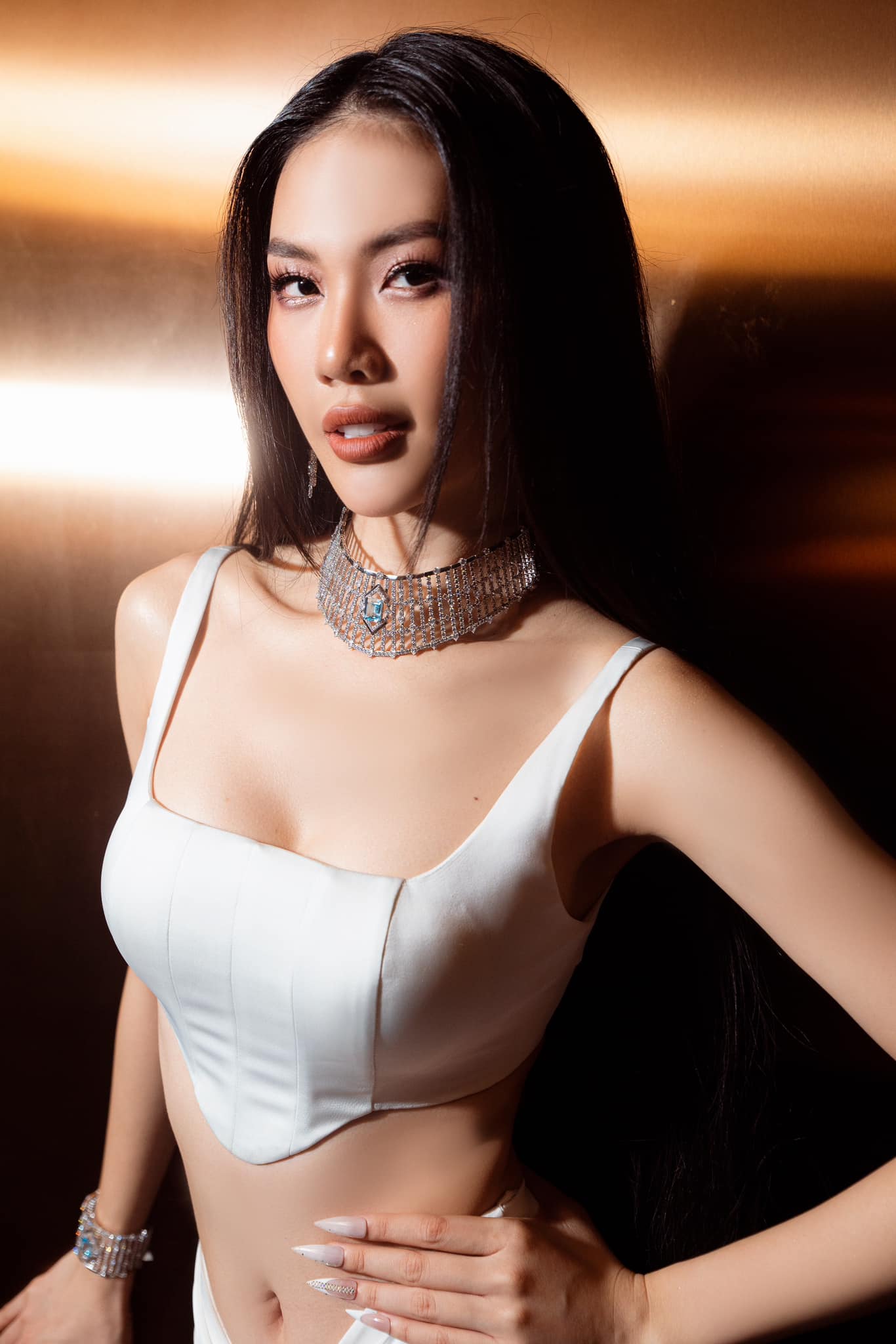 Nhan sắc xinh đẹp đầy mê hoặc của tân Miss Universe Vietnam 2023 Bùi Quỳnh Hoa - Ảnh 13.