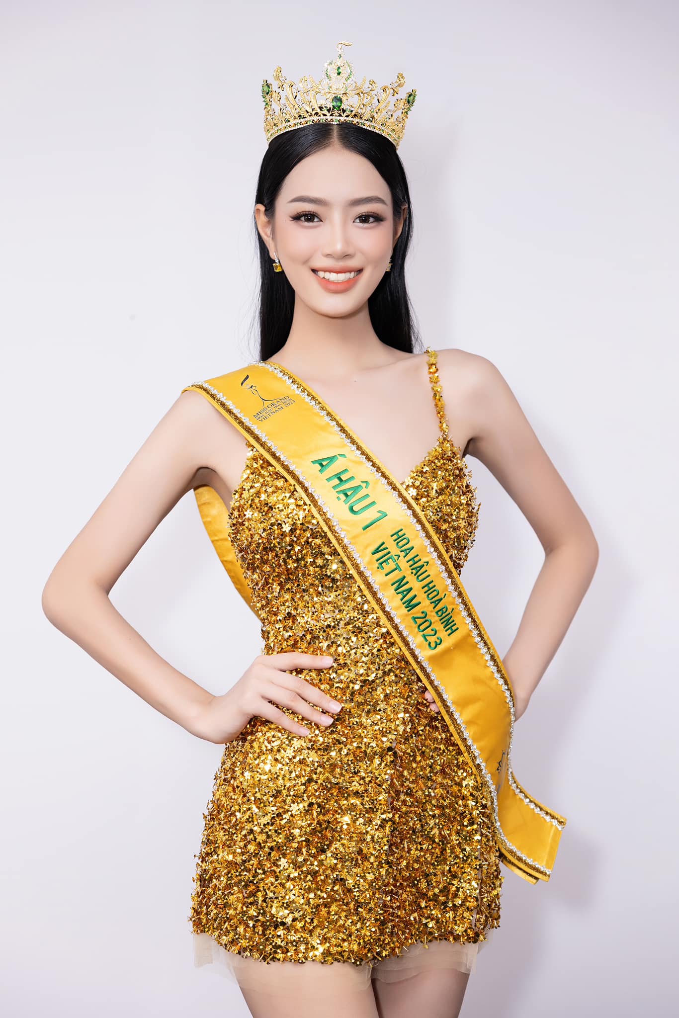 Á hậu 1 Miss Grand Vietnam 2023 Bùi Khánh Linh: &quot;Tôi chưa có bạn trai&quot; - Ảnh 1.