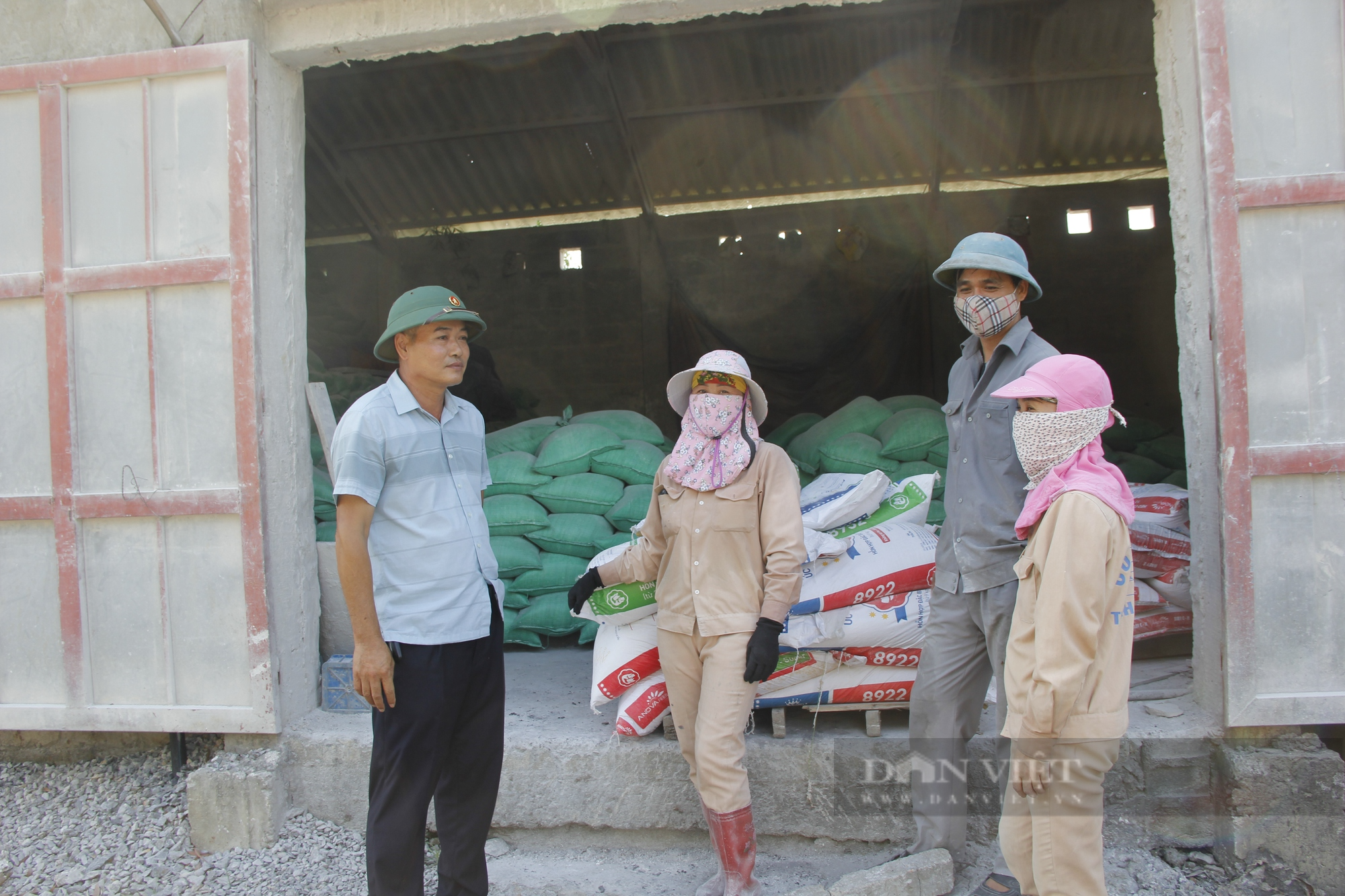Nông dân Việt Nam xuất sắc năm 2023 kiếm tiền tỷ mỗi năm nhờ trồng cao su và bán thứ bột trắng - Ảnh 3.