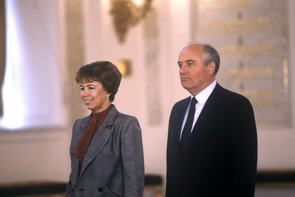 Raisa Maksimovna - người phụ nữ &quot;quyết định số phận&quot; của Tổng thống Gorbachev - Ảnh 1.