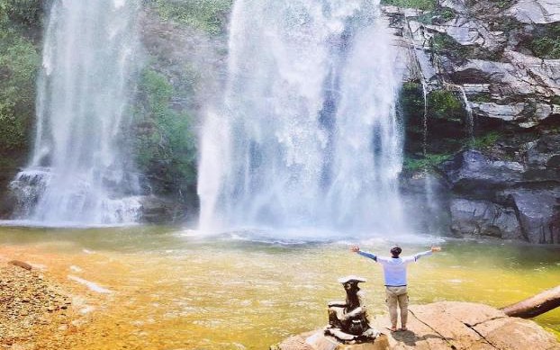 Một thác nước đẹp như phim ở Hà Giang cao 1480m so với mặt nước biển, nằm giữa rừng nguyên sinh