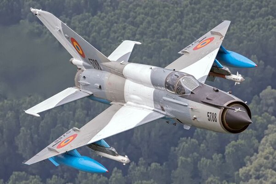 Vì sao tiêm kích MiG-21 cực kỳ nguy hiểm khi được hoán cải thành UAV cảm tử? - Ảnh 11.
