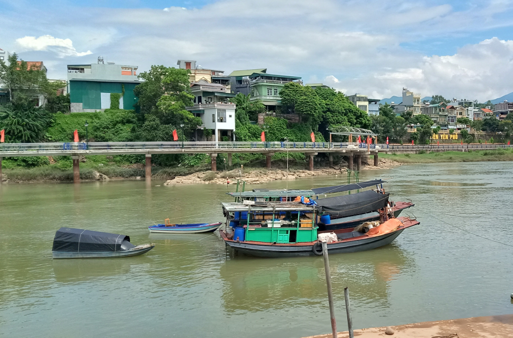 Con sông dài 82km ở Quảng Ninh như chiếc lông chim khổng lồ, lưu lượng nước chênh lệch tới 1.000 lần - Ảnh 4.