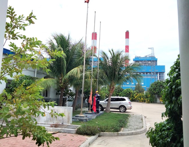 Nhà máy nhiệt điện Vĩnh Tân 4 nói ông Nguyễn Văn Kỳ tố cáo mình bị đánh tại phòng làm việc là bịa đặt - Ảnh 1.