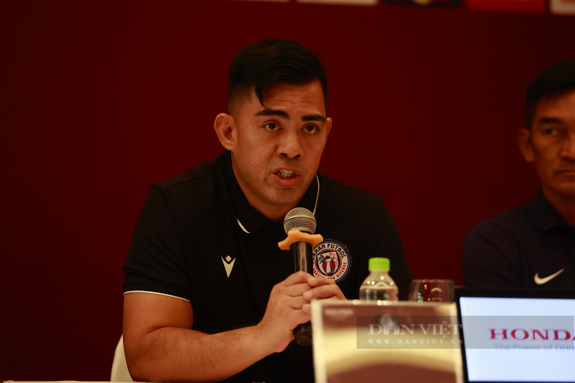 HLV U23 Guam nói gì về U23 Việt Nam? - Ảnh 1.