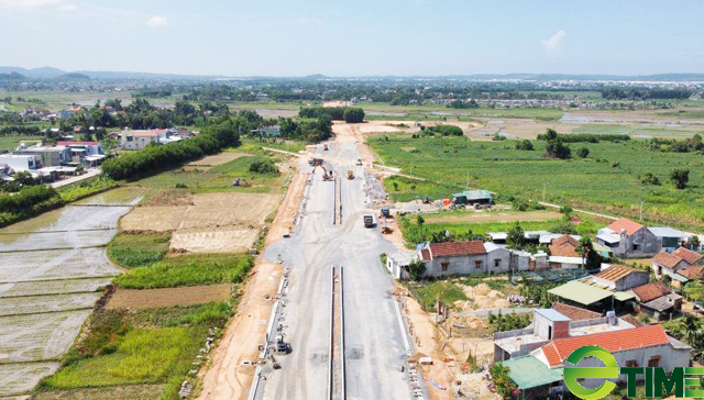 Quảng Ngãi điều chỉnh giảm gần triệu đô chi phí xây dựng đường 694 tỷ - Ảnh 1.